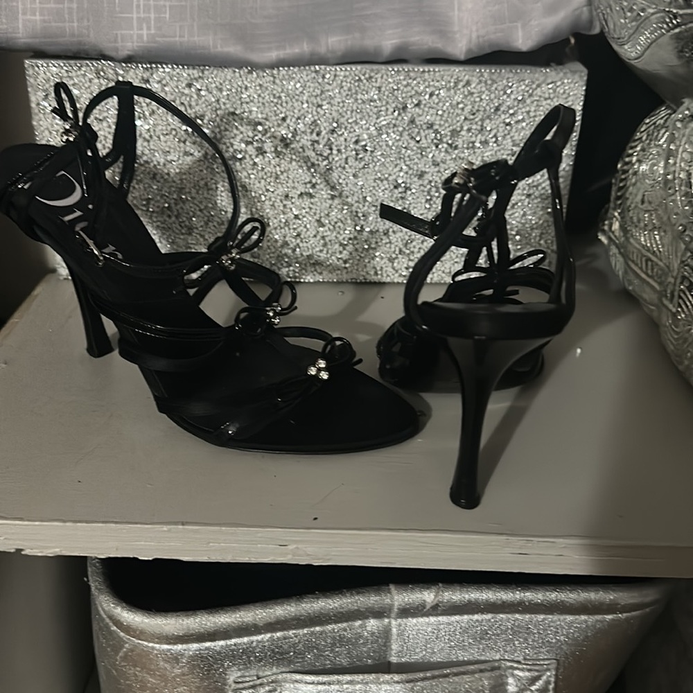 Dior shoes - Picture 2 of 2